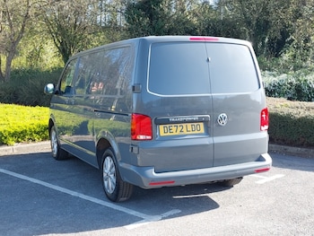 Used Volkswagen Transporter 2022 for sale - 75562372: Photo