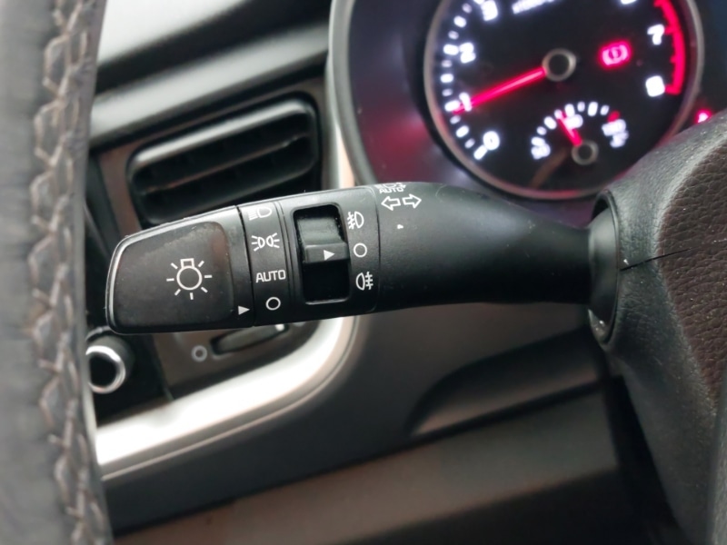 Used Kia Stonic 2022 for sale - 76150463: Photo 18