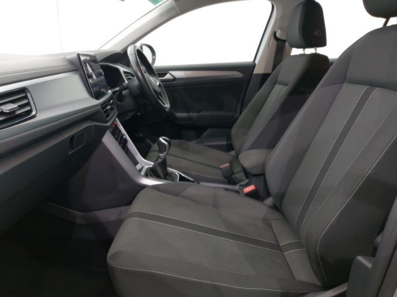 Used Volkswagen T-Roc 2022 for sale - 77228846: Photo 5