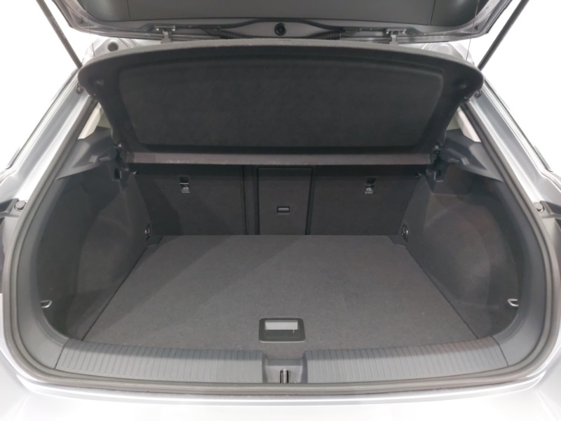 Used Volkswagen T-Roc 2022 for sale - 77228846: Photo 8