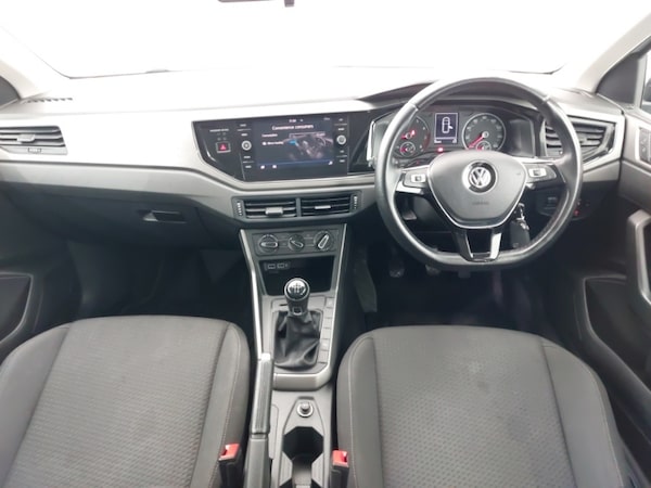 Used Volkswagen Polo 2020 for sale - 76233405: Photo 2