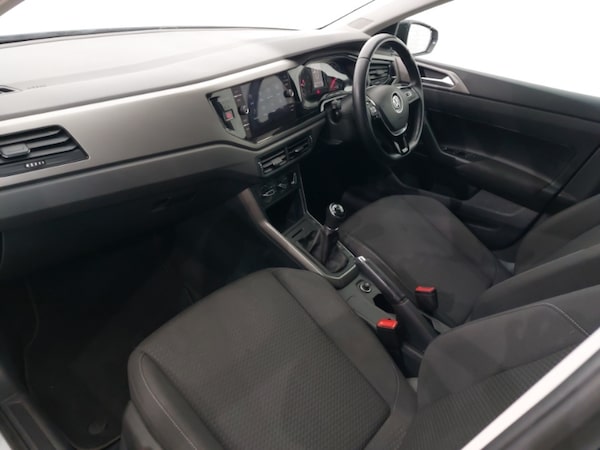 Used Volkswagen Polo 2020 for sale - 76233405: Photo 5