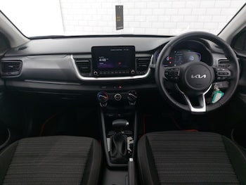 Used Kia Stonic 2025 for sale - 77399012: Photo