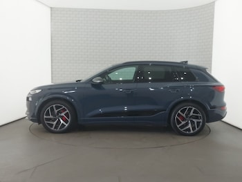 Used Audi Q6 e-tron 2024 for sale - 75526080: Photo