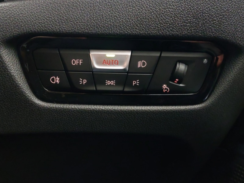 Used BMW 3 Series 2024 for sale - 76335822: Photo 16