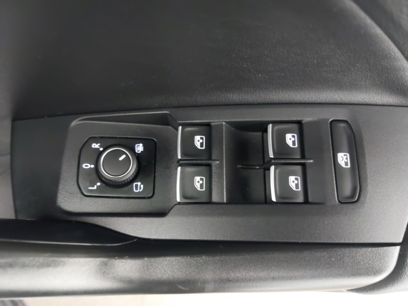 Used Volkswagen T-Cross 2025 for sale - 77664425: Photo 19