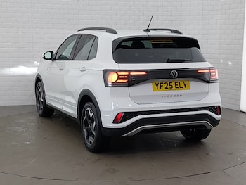 Used Volkswagen T-Cross 2025 for sale - 77664425: Photo