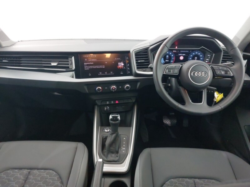 Used Audi A1 2024 for sale - 77852550: Photo 2