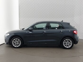 Used Audi A1 2024 for sale - 77852550: Photo