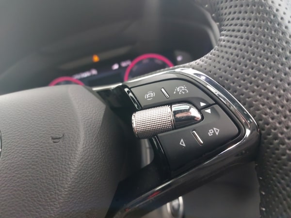 Used Skoda Karoq 2023 for sale - 75476437: Photo 12