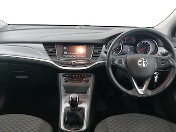 Used Vauxhall Astra 2017 for sale - 77439391: Photo