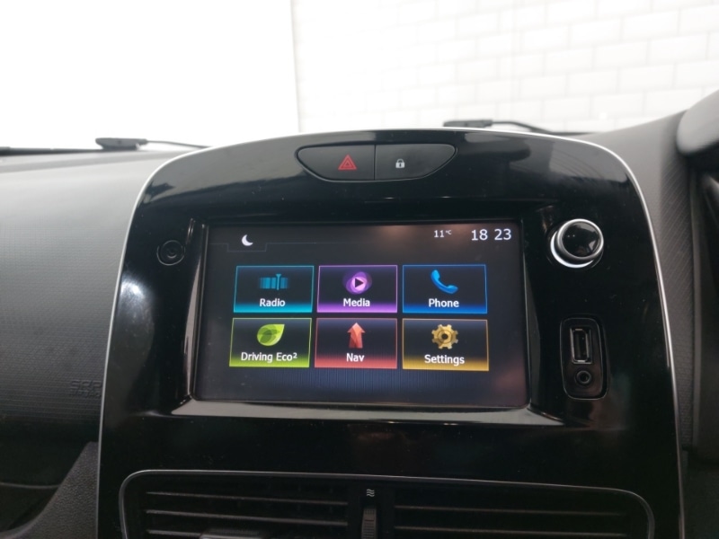 Used Renault Clio 2018 for sale - 76451306: Photo 11