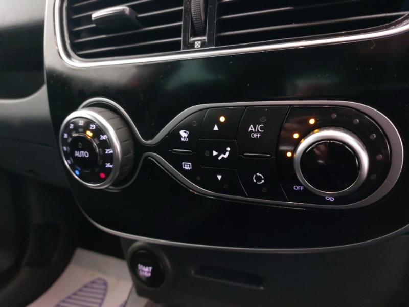 Used Renault Clio 2018 for sale - 76451306: Photo 16