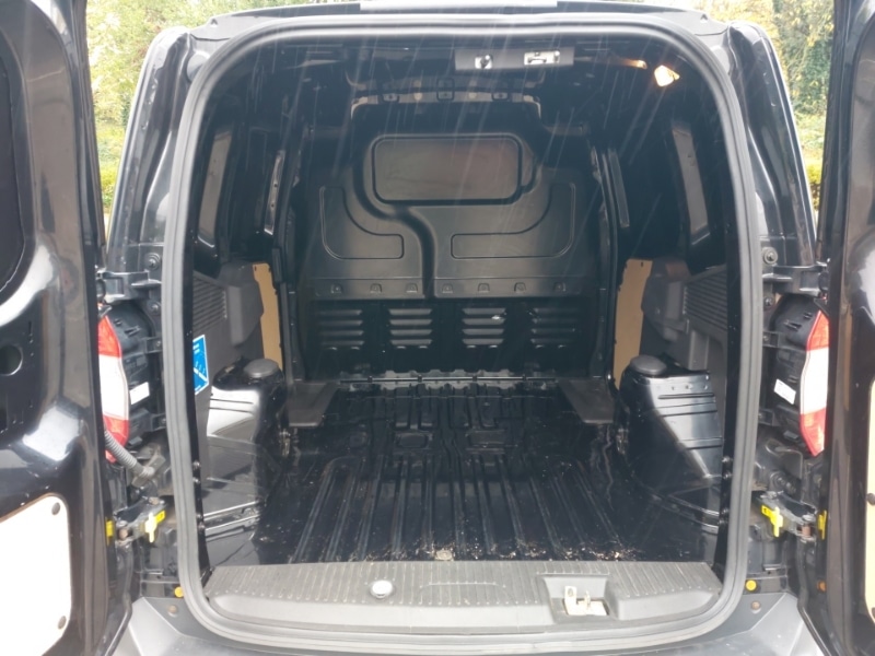 Used Ford Transit Courier 2021 for sale - 76672785: Photo 8