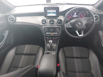 Used Mercedes-Benz CLA 2017 for sale - 75595372: Photo