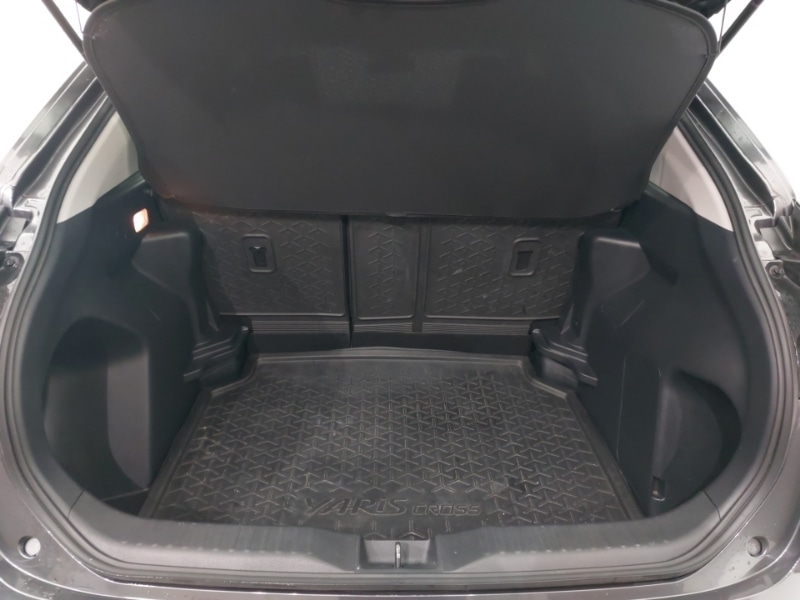 Used Toyota Yaris Cross 2022 for sale - 76343699: Photo 8