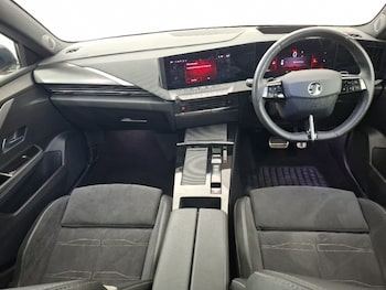 Used Vauxhall Astra 2023 for sale - 79433282: Photo