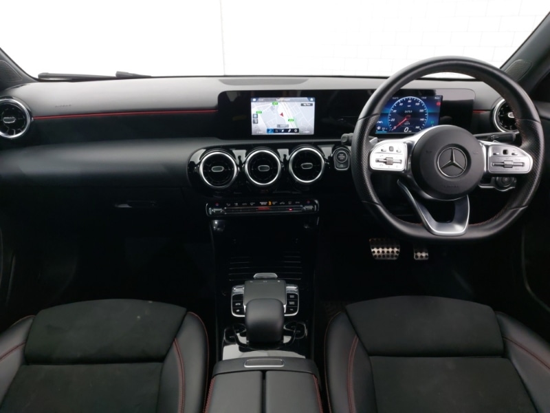 Used Mercedes-Benz A-Class 2018 for sale - 77448896: Photo 2