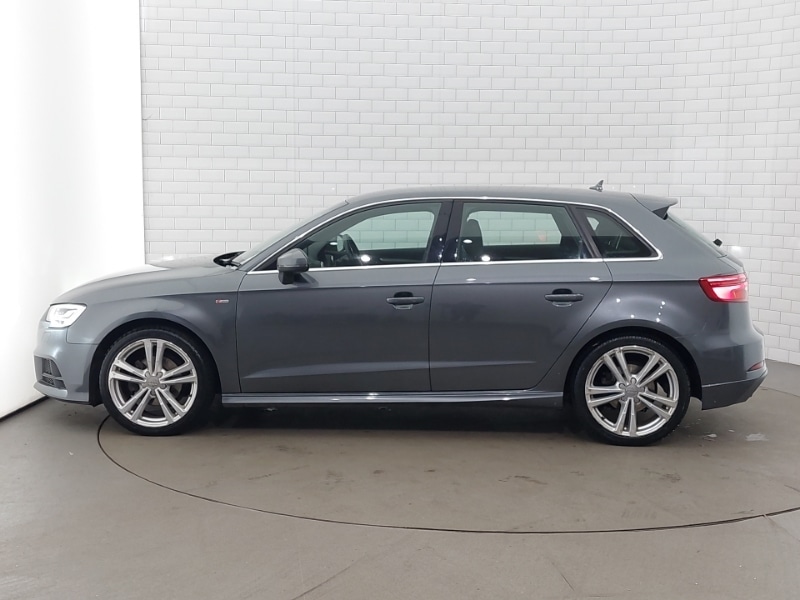 Used Audi A3 2018 for sale - 77881858: Photo 4