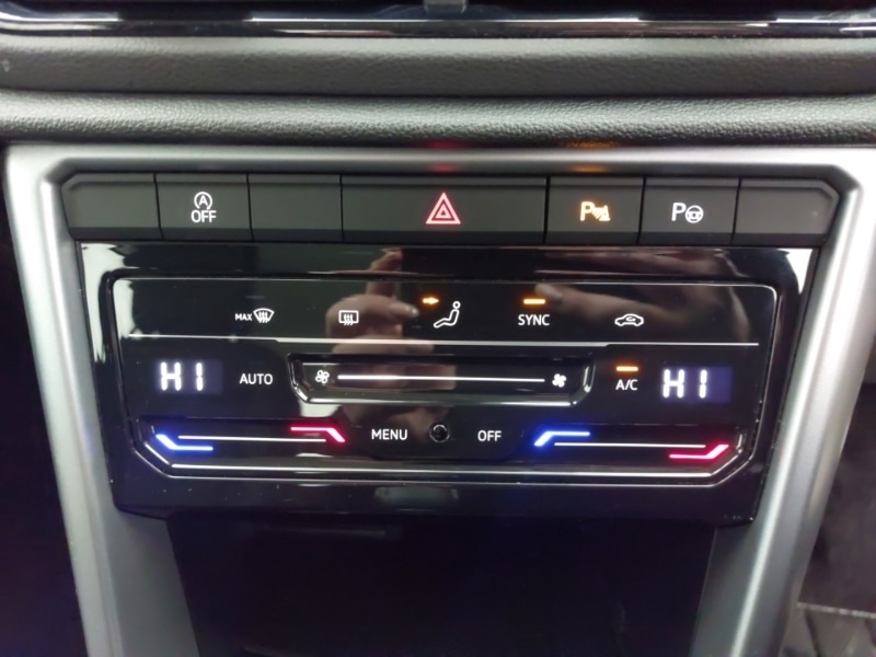 Used Volkswagen T-Roc 2022 for sale - 77736440: Photo 17