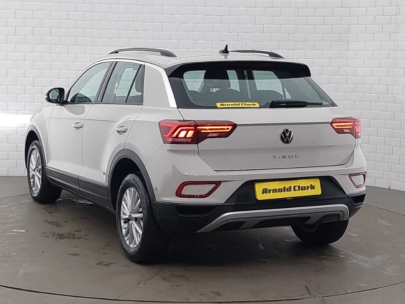 Used Volkswagen T-Roc 2022 for sale - 77736440: Photo 3