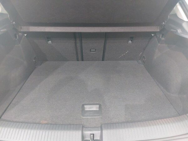 Used Volkswagen T-Roc 2020 for sale - 76054536: Photo 8