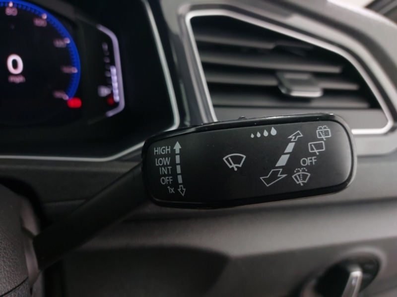 Used Volkswagen T-Roc 2019 for sale - 76721823: Photo 17