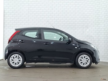 Used Toyota AYGO 2021 for sale - 79461522: Photo