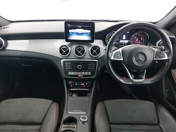 Used Mercedes-Benz GLA 2019 for sale - 78808588: Photo