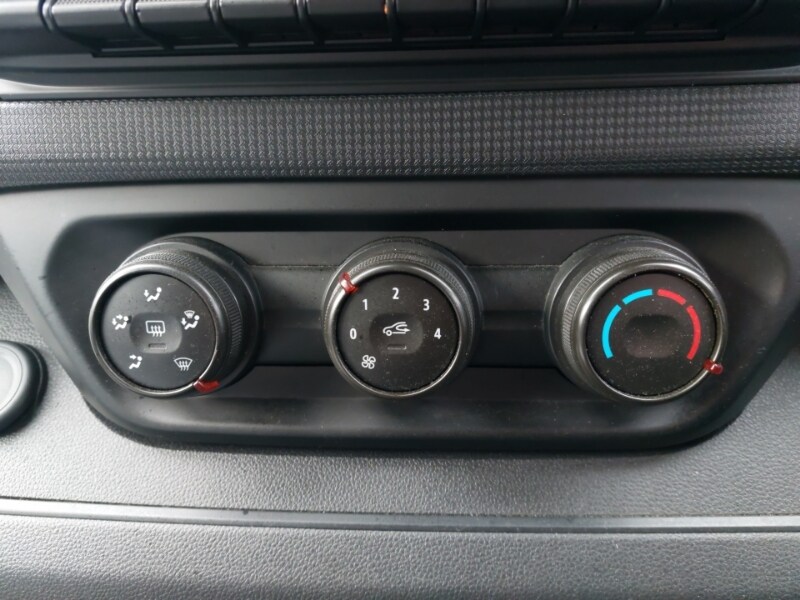 Used Renault Trafic 2022 for sale - 77702350: Photo 17