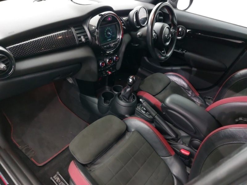 Used MINI Hatch 2019 for sale - 76630731: Photo 5