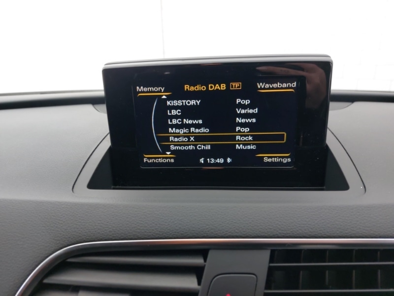 Used Audi Q3 2017 for sale - 77947909: Photo 10