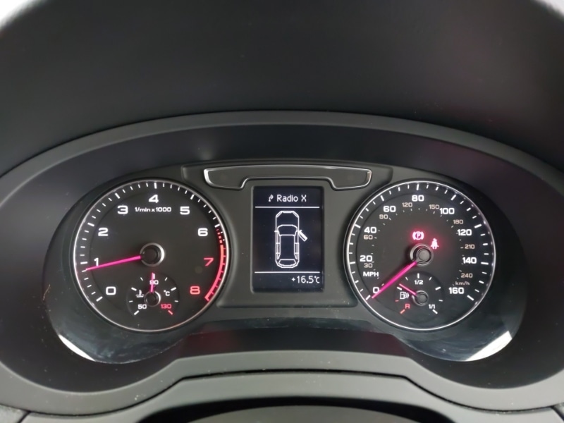 Used Audi Q3 2017 for sale - 77947909: Photo 12