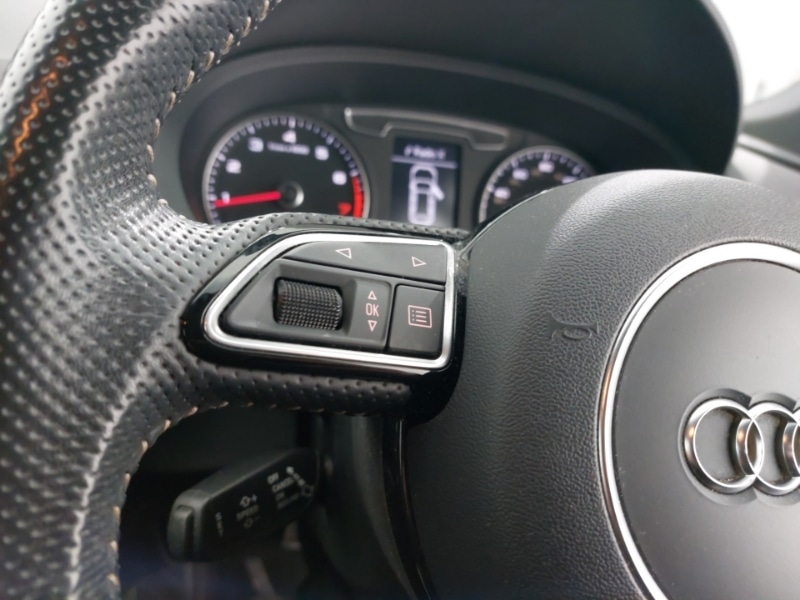 Used Audi Q3 2017 for sale - 77947909: Photo 13