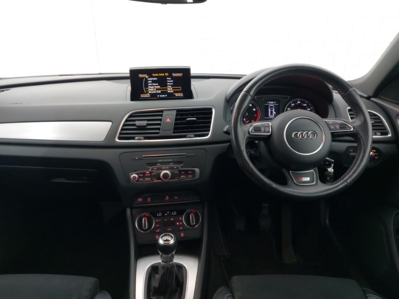 Used Audi Q3 2017 for sale - 77947909: Photo 2