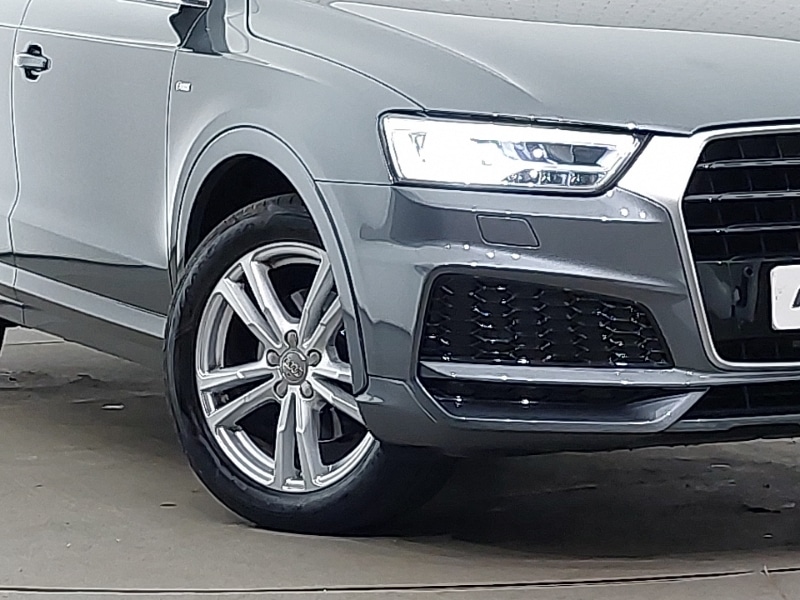 Used Audi Q3 2017 for sale - 77947909: Photo 9