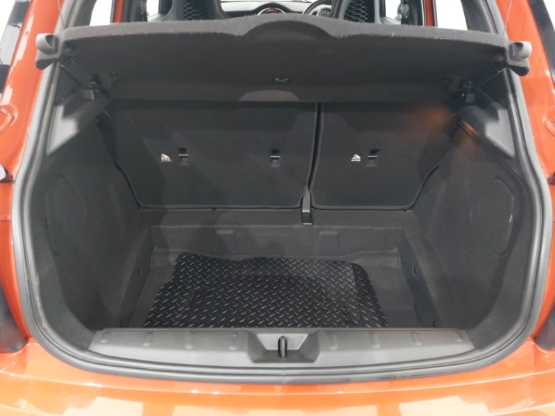 Used MINI Hatch 2019 for sale - 76920473: Photo 8