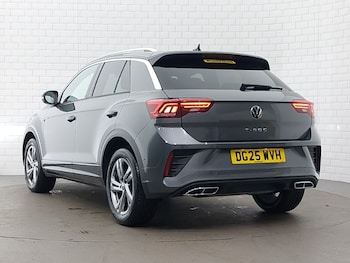 Used Volkswagen T-Roc 2025 for sale - 77169070: Photo