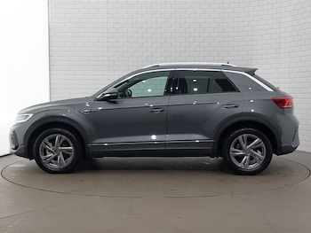 Used Volkswagen T-Roc 2025 for sale - 77169070: Photo