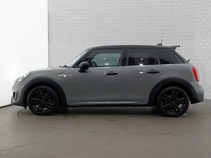 Used MINI Hatch 2019 for sale - 77197861: Photo 4