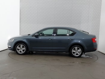 Used Skoda Octavia 2018 for sale - 77108091: Photo
