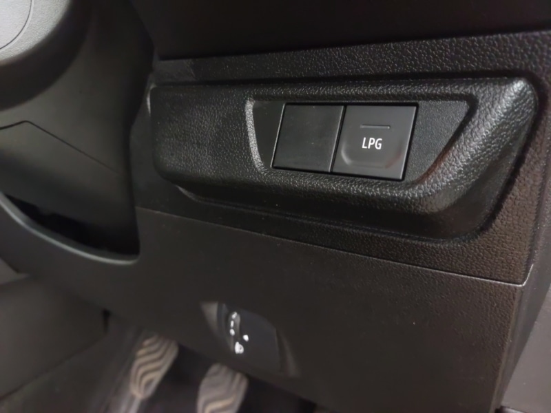 Used Dacia Sandero Stepway 2022 for sale - 77078525: Photo 10