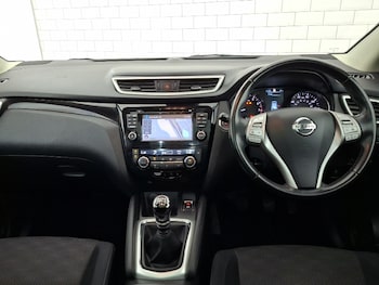 Used Nissan Qashqai 2017 for sale - 78916983: Photo