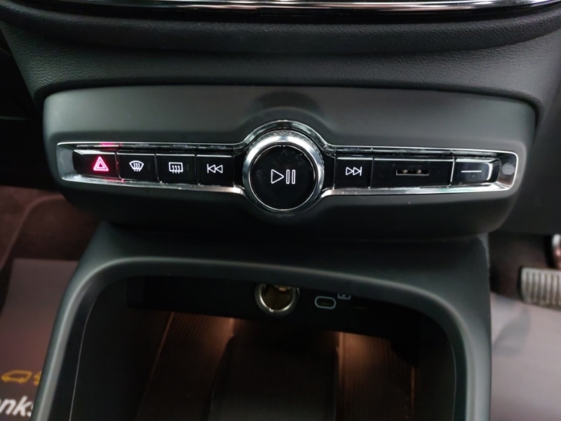 Used Volvo XC40 2024 for sale - 76221259: Photo 16