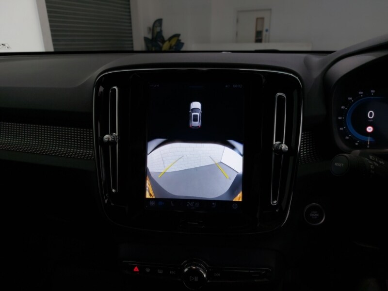 Used Volvo XC40 2024 for sale - 76221259: Photo 18