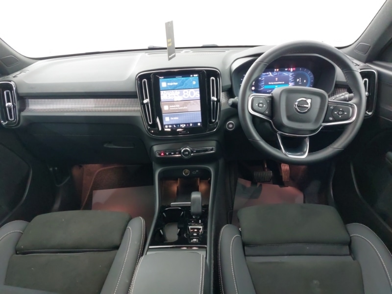 Used Volvo XC40 2024 for sale - 76221259: Photo 2