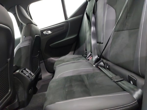 Used Volvo XC40 2024 for sale - 76221259: Photo 6