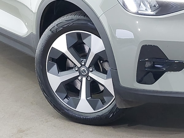 Used Volvo XC40 2024 for sale - 76221259: Photo 9