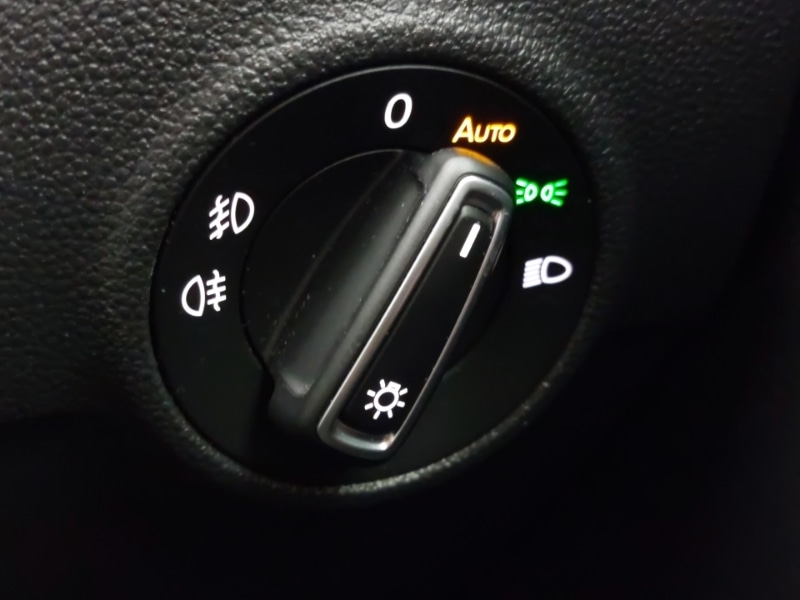 Used Volkswagen T-Roc 2019 for sale - 76947204: Photo 16