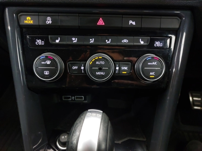 Used Volkswagen T-Roc 2019 for sale - 76947204: Photo 17